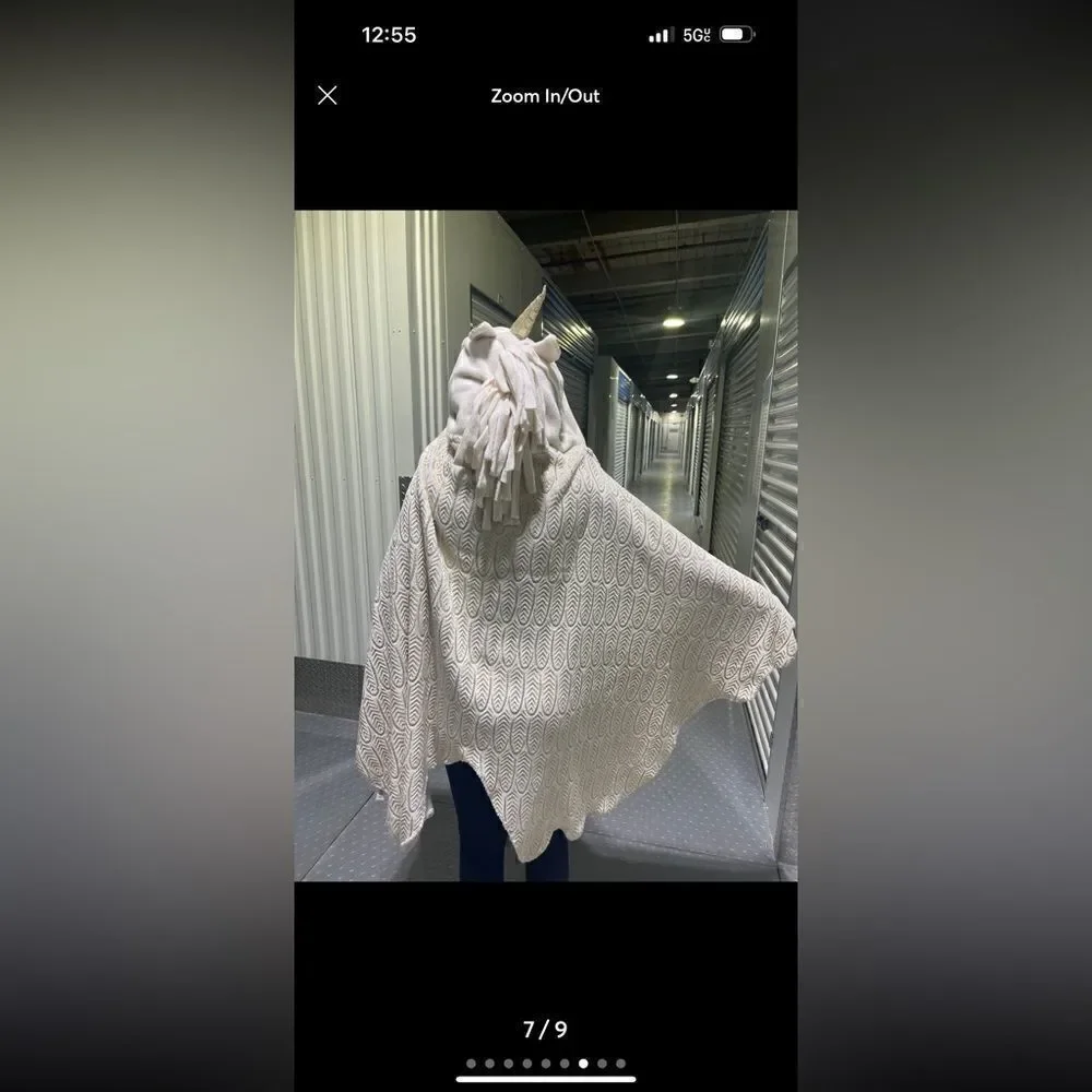 Justice unicorn/horse hooded blanket/throw/cape gold/white/cream